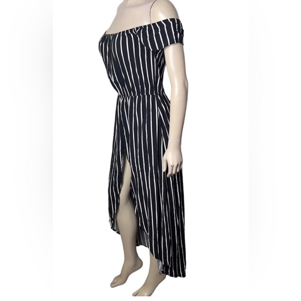 Maxi/Romper (built in) B&W Striped High Low Romper/Dress Euc!